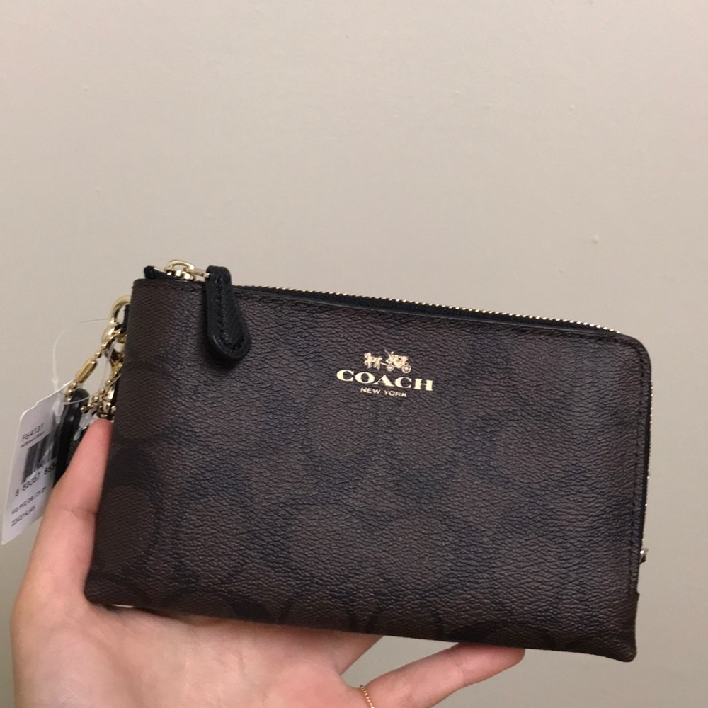 Coach wallet with two compartments